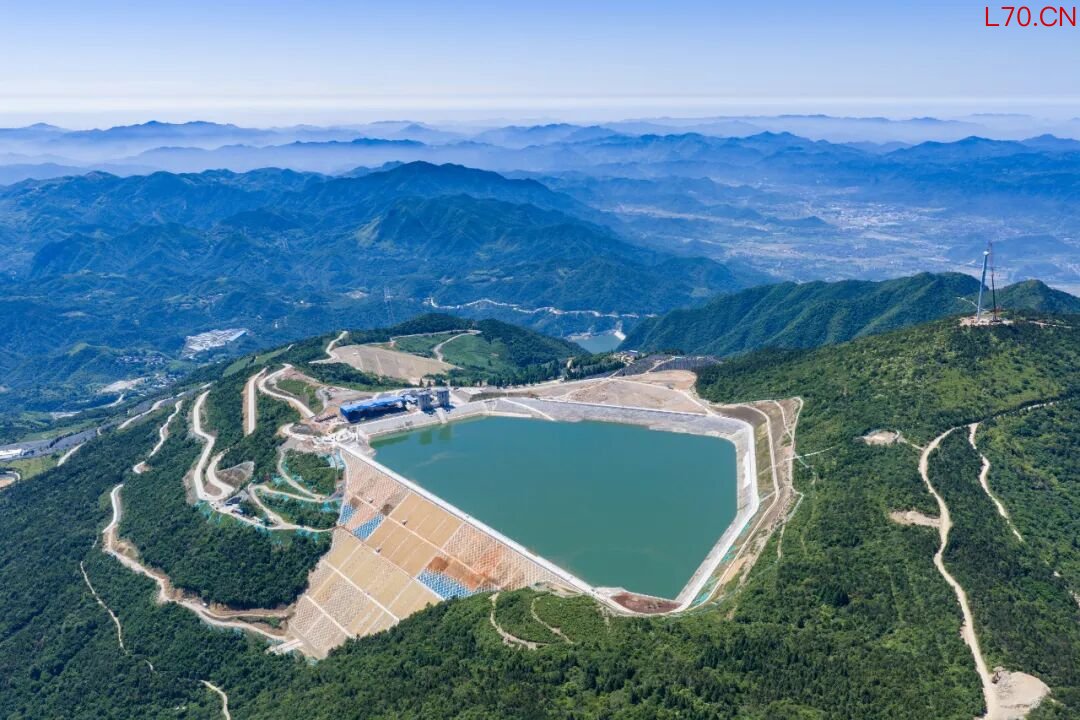 浙江天台抽水蓄能电站上水库。胡九思摄