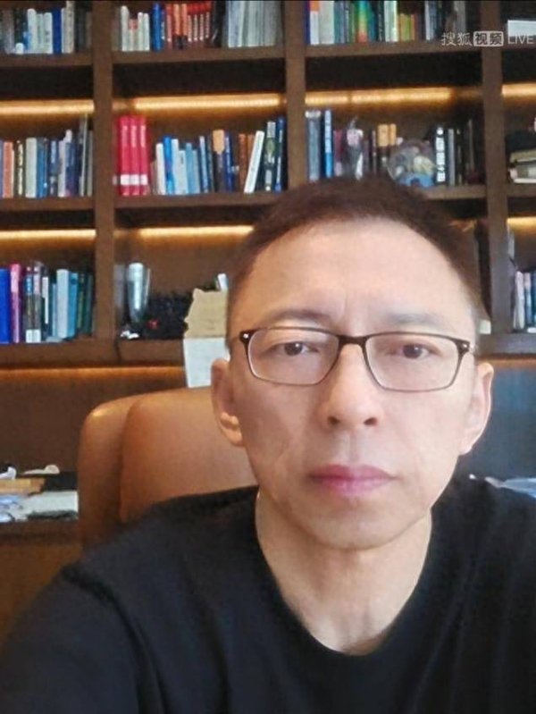 多国驰援委内瑞拉地震搜救行动《张朝阳的英语课》带你直击南美洲强震